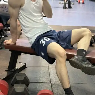 史一坤
